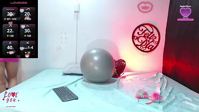 Snapshot of cleopatraa chatting on March 7, 2025, 8:11 pm cleopatraa online show from March 7, 2025, 8:11 pm