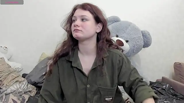 Snapshot of Charlotte_wow chatting on February 5, 2026, 10:14 pm Charlotte wow online show from February 5, 2026, 10:14 pm