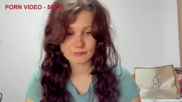 Snapshot of Charlotte_wow chatting on June 1, 2026, 7:15 pm Charlotte wow online show from June 1, 2026, 7:15 pm