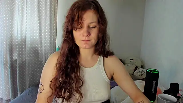 Snapshot of Charlotte_wow chatting on July 28, 2026, 9:37 am Charlotte wow online show from July 28, 2026, 9:37 am