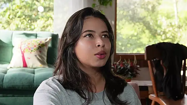 Kozzy  online show from December 4, 2025, 9:23 pm