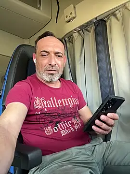 Snapshot of dzhakar chatting on March 6, 2025, 12:19 pm dzhakar online show from March 6, 2025, 12:19 pm