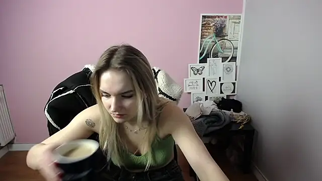 viktoria lovely online show from March 3, 2025, 11:11 am