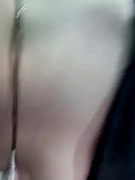 Snapshot of samaya-21 chatting on December 17, 2024, 5:04 pm samaya-21 online show from December 17, 2024, 5:04 pm