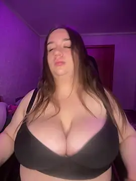 Snapshot of GabiBoobs chatting on June 27, 2026, 7:08 pm GabiBoobs online show from June 27, 2026, 7:08 pm