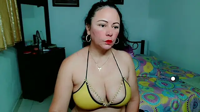 Lily Benet1 online show from March 11, 2026, 6:19 am