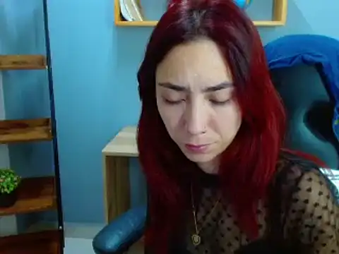 Snapshot of Erika_Stevens chatting on December 28, 2024, 2:53 pm Erika Stevens online show from December 28, 2024, 2:53 pm