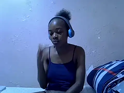 Snapshot of just_nuru chatting on March 3, 2025, 8:32 pm just nuru online show from March 3, 2025, 8:32 pm