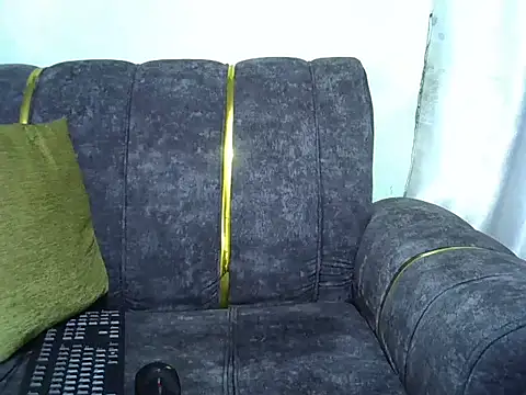 Snapshot of just_nuru chatting on February 5, 2026, 8:19 am just nuru online show from February 5, 2026, 8:19 am