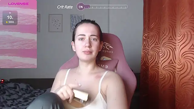 Snapshot of SweetieKendl chatting on March 10, 2025, 5:11 am SweetieKendl online show from March 10, 2025, 5:11 am