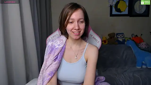 Snapshot of LeahGottty chatting on February 26, 2025, 9:58 pm LeahGottty online show from February 26, 2025, 9:58 pm