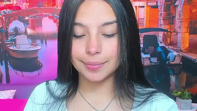 Small naughty  online show from February 13, 2026, 1:40 pm