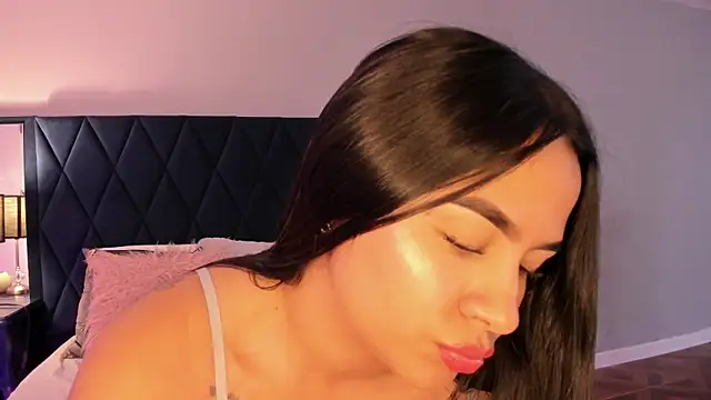 KattyPortman online show from January 24, 2025, 5:21 am