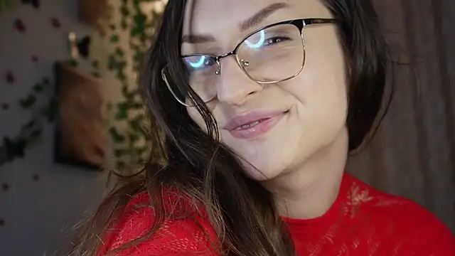 NaughtYHomemadE online show from February 24, 2025, 4:26 pm