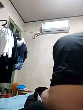 Snapshot of Beijing2000 chatting on December 27, 2024, 8:56 am Beijing2000 online show from December 27, 2024, 8:56 am