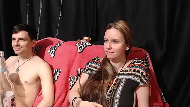 Snapshot of Milana69 chatting on April 18, 2026, 10:21 pm Milana69 online show from April 18, 2026, 10:21 pm