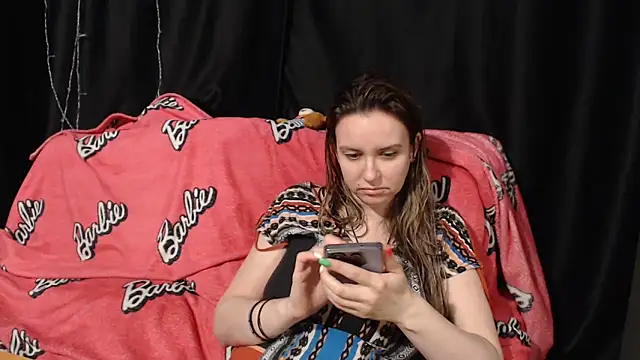 Snapshot of Milana69 chatting on May 28, 2026, 7:44 pm Milana69 online show from May 28, 2026, 7:44 pm