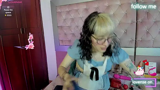 Snapshot of neeko_princes chatting on April 27, 2026, 12:36 pm neeko princes online show from April 27, 2026, 12:36 pm