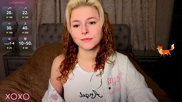 rocky foxy online show from March 10, 2026, 11:10 pm