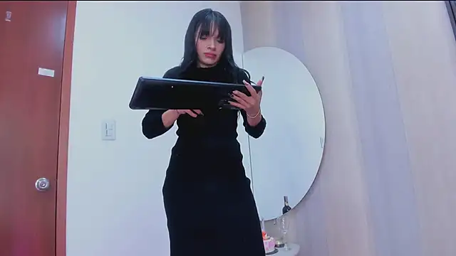  shantal smith online show from March 9, 2025, 4:55 pm