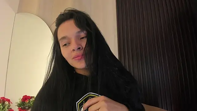  shantal smith online show from April 13, 2026, 1:33 am