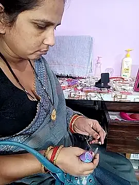 reemacouple007 online show from April 13, 2026, 5:18 pm