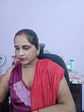 reemacouple007 online show from May 13, 2026, 6:00 am