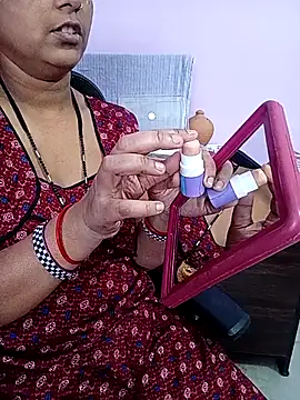 reemacouple007 online show from May 19, 2026, 5:14 am