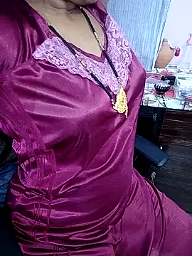 reemacouple007 online show from May 20, 2026, 7:36 am