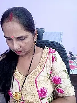 reemacouple007 online show from May 26, 2026, 7:37 am