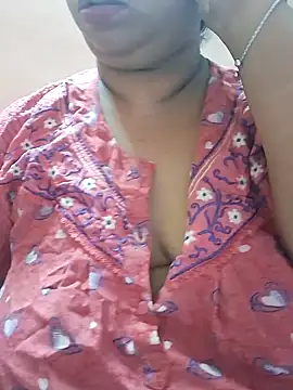 Snapshot of Ravina_patil1 chatting on January 14, 2025, 11:48 pm Ravina patil1 online show from January 14, 2025, 11:48 pm