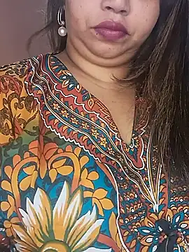 Snapshot of Ravina_patil1 chatting on January 28, 2025, 10:12 pm Ravina patil1 online show from January 28, 2025, 10:12 pm