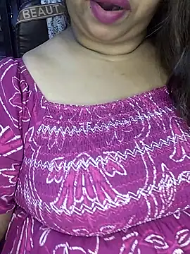 Snapshot of Ravina_patil1 chatting on September 26, 2025, 11:03 am Ravina patil1 online show from September 26, 2025, 11:03 am