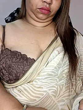 Ravina patil1 online show from December 18, 2025, 11:38 am