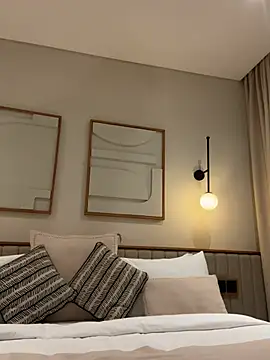 Snapshot of LunaRase chatting on February 8, 2025, 5:08 pm LunaRase online show from February 8, 2025, 5:08 pm