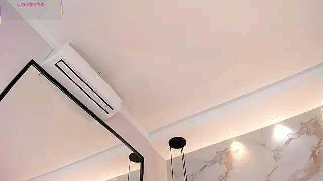 SteffanyBeck online show from April 11, 2026, 2:21 pm