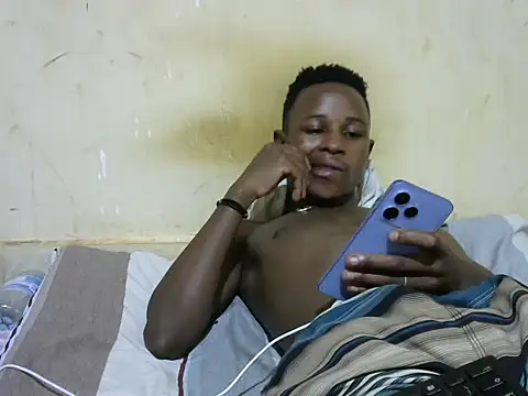 swthairydic online show from December 20, 2025, 1:23 am