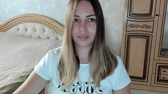 Mia shy1 online show from October 31, 2025, 7:31 am