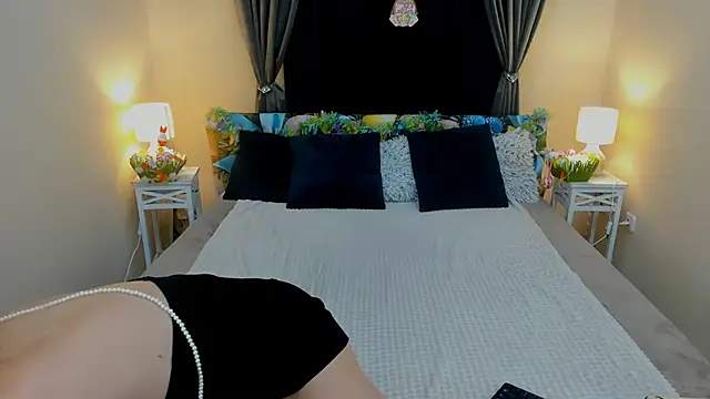 Anny Jey  online show from March 31, 2026, 5:57 pm