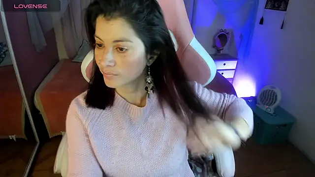 Aliiz 01 online show from February 21, 2026, 7:37 pm