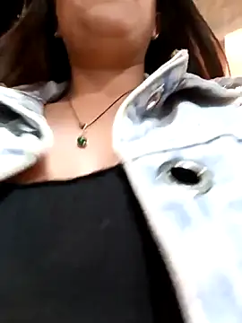 Lena-32 online show from February 15, 2026, 1:24 am