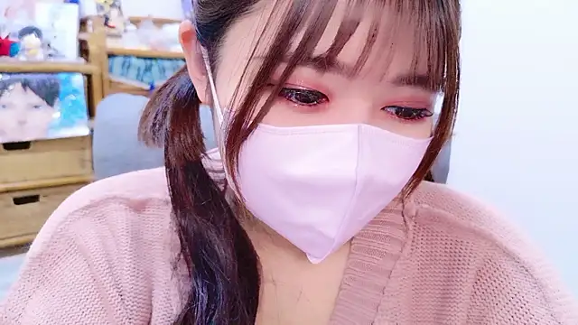 Megu Melon online show from November 28, 2025, 2:42 pm