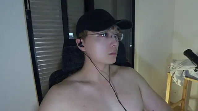 Tkcqcc online show from March 2, 2025, 6:51 pm