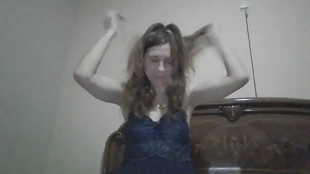 JasmineGlamour online show from December 15, 2025, 8:13 pm