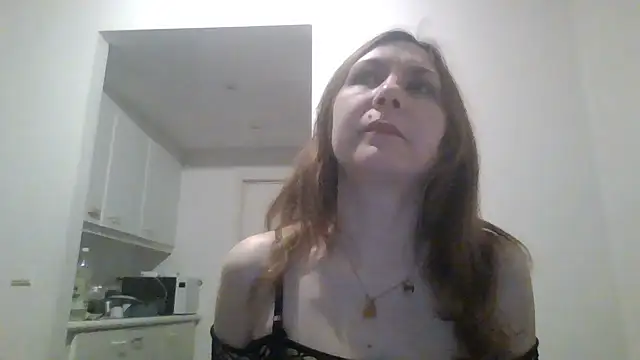 JasmineGlamour online show from April 1, 2026, 9:34 pm