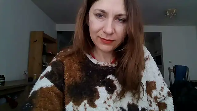 JasmineGlamour online show from April 10, 2026, 4:23 pm