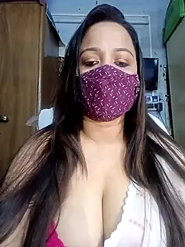 albelasummi702 online show from December 26, 2024, 5:26 am