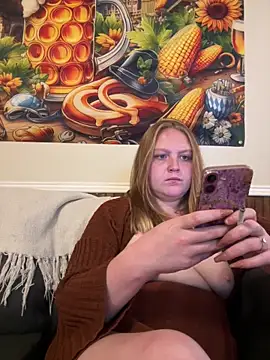 PhatAssBlond online show from September 17, 2025, 6:53 pm