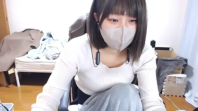 Snapshot of izumi__123 chatting on December 28, 2024, 12:35 pm izumi  123 online show from December 28, 2024, 12:35 pm