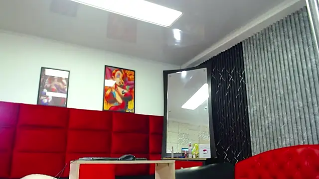 SWEETKAREN online show from March 17, 2026, 12:37 am